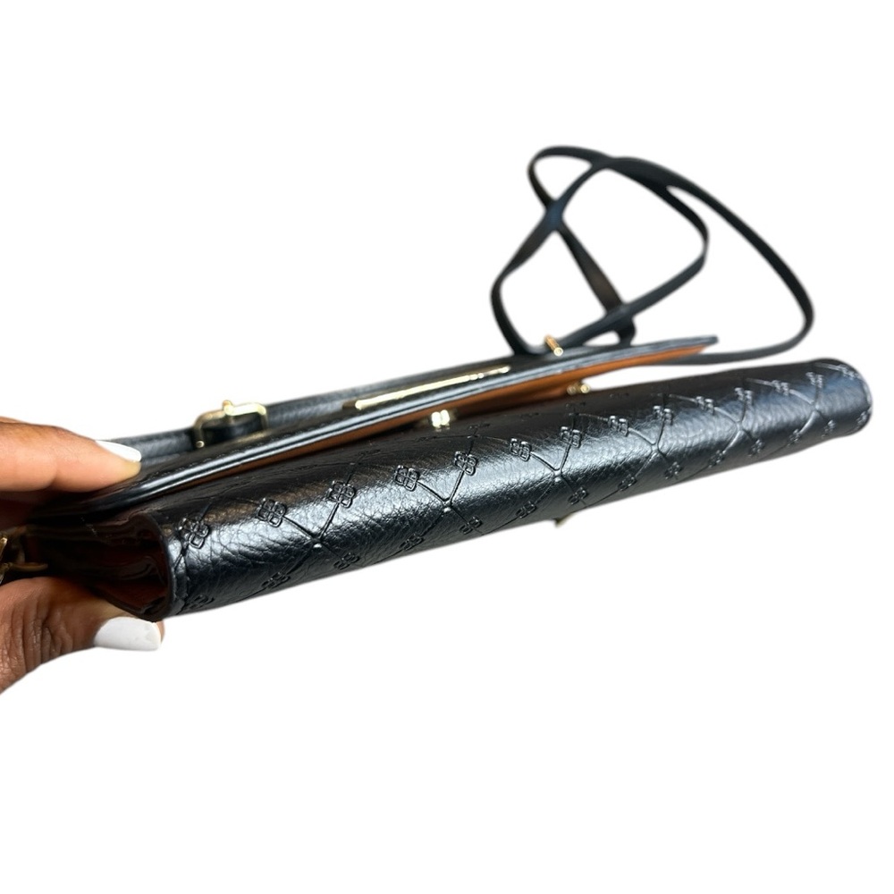 Jose Hess Black Wristlet with Gold Accents - Picture 10 of 13